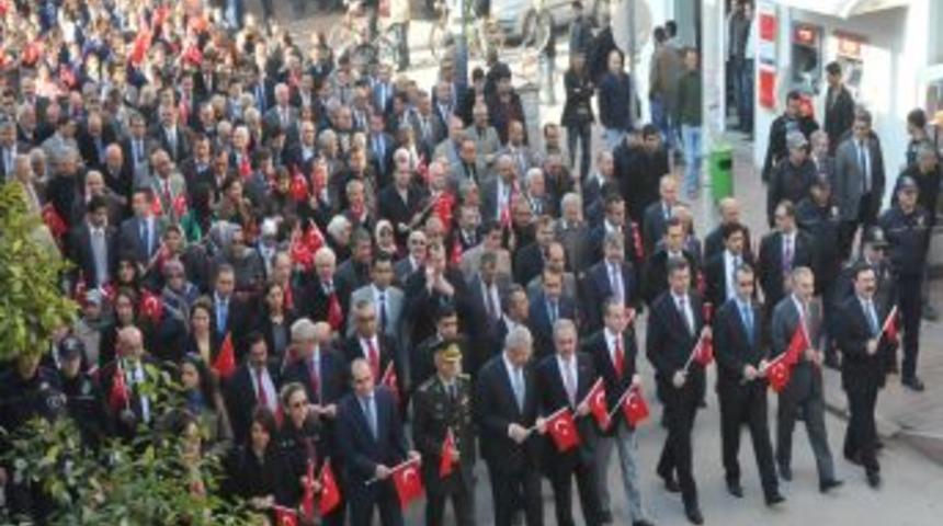 Osmaniye'de Kurtuluş Y&uuml;r&uuml;y&uuml;ş&uuml;