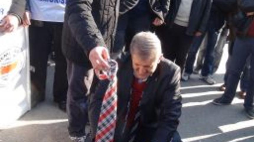 Eğitim Bir Sen: Kamuda Kılık Kıyafet Dayatması Son Bulsun