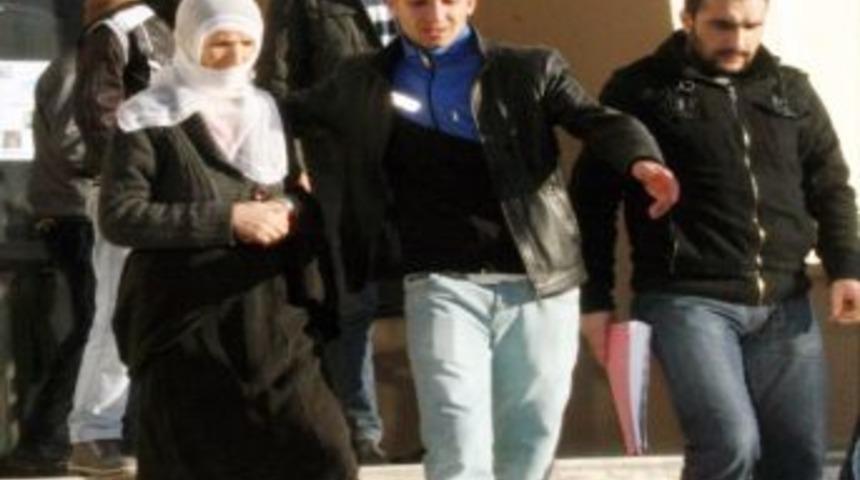 Silvan'da Taş Atan 2 Kişi Serbest Bırakıldı