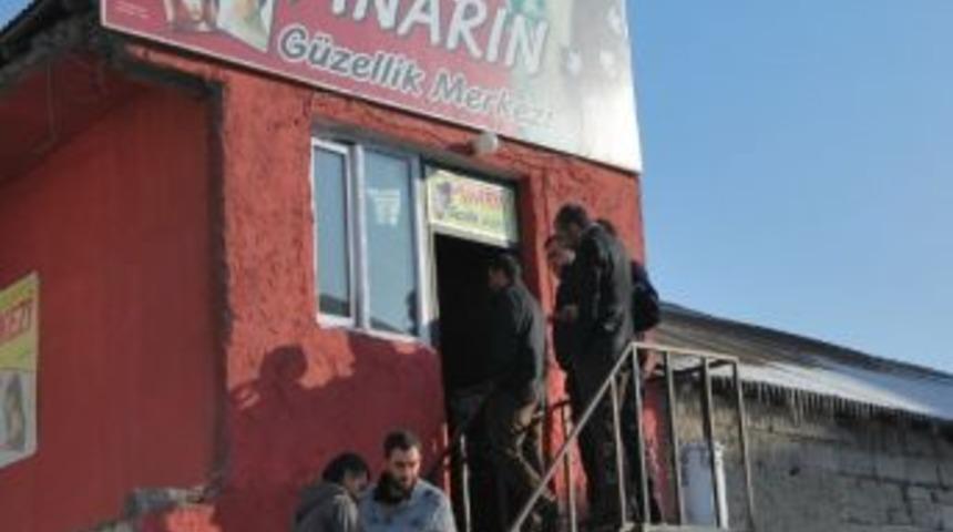 Eşinin Kuaf&ouml;r Salonunda &Ouml;l&uuml; Bulundu