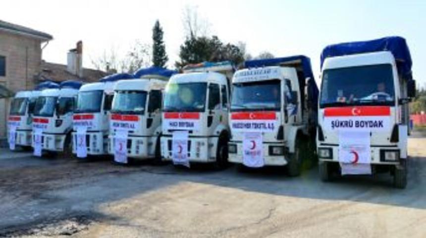 Suriyeliler I&ccedil;in Toplanan Yardımları Taşıyan Konvoy Yola &Ccedil;ıktı