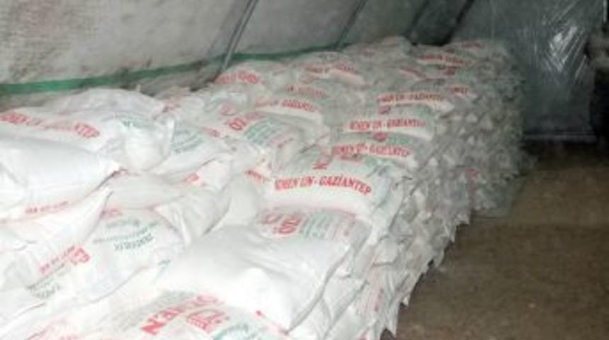 T&uuml;rkiye'den Suriye'deki Ihtiya&ccedil; Sahiplerine 75 Ton Un