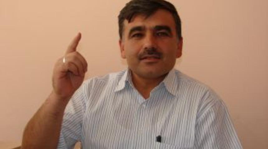 Eğitim-Bir-Sen: 1980 Askeri Darbe &Uuml;r&uuml;n&uuml; Kılık Kıyafet Y&ouml;netmeliğini Tanımıyoruz