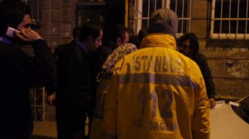 Fatih&rsquo;te doğalgaz zehirlenmesi: 3 &ouml;l&uuml;