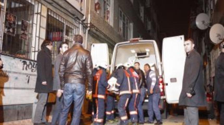 Fatih'te &Ouml;l&uuml; Bulunan Libyalı Polis &Ouml;ğrenciler Adli Tıp'a G&ouml;t&uuml;r&uuml;ld&uuml;