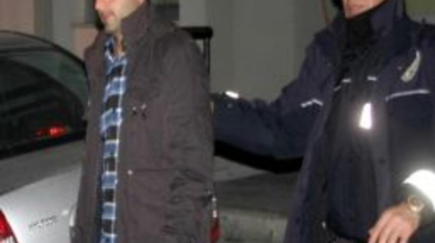 Konya'da Bin 600 Paket Ka&ccedil;ak Sigara Ele Ge&ccedil;irildi