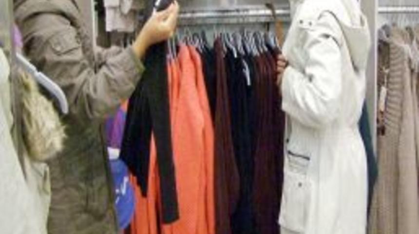 Kimse Yok Mu Afrikalı &Ouml;ğrencilerin Y&uuml;z&uuml;n&uuml; G&uuml;ld&uuml;rd&uuml;