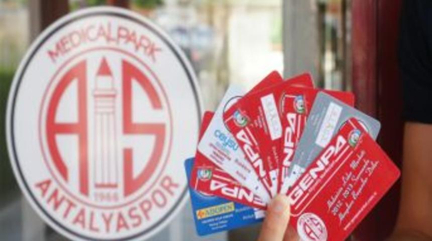 Medical Park Antalyaspor'da Indirimli Kombineler Satışta