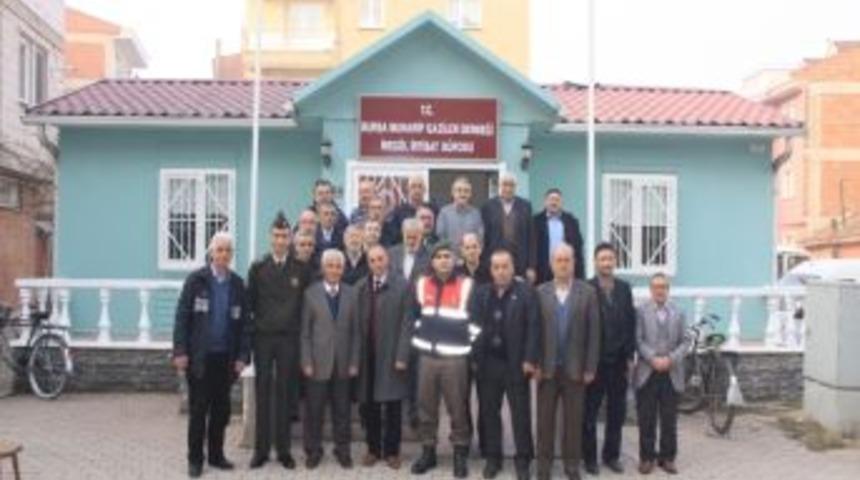 Jandarmadan Gaziler Derneği'ne Ziyaret