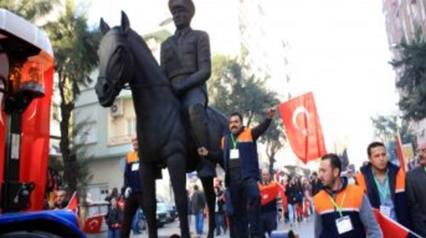 Mersin'de Kurtuluş Coşkusu