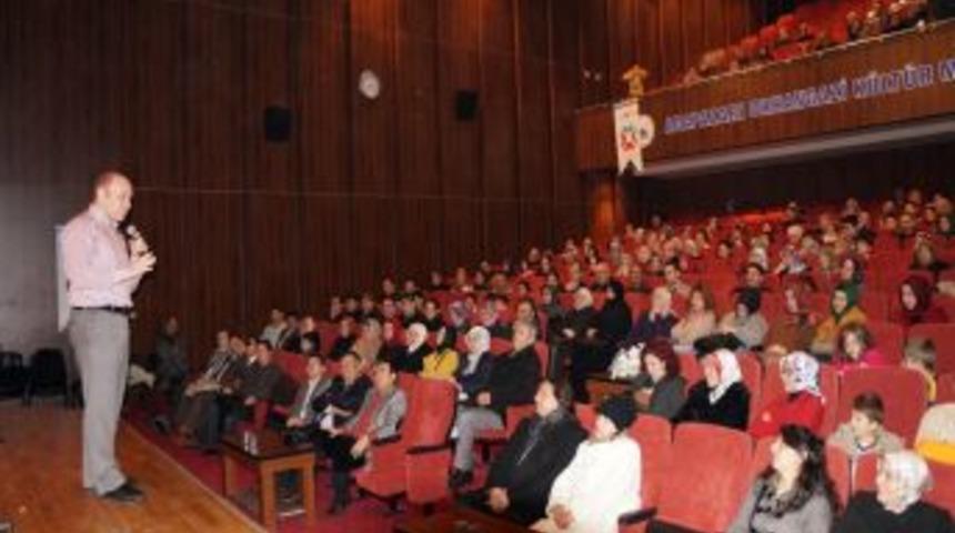 Uzman Psikolog Metan: &Ccedil;ocuk Kıskanarak Kıskanmamayı &Ouml;ğrenir