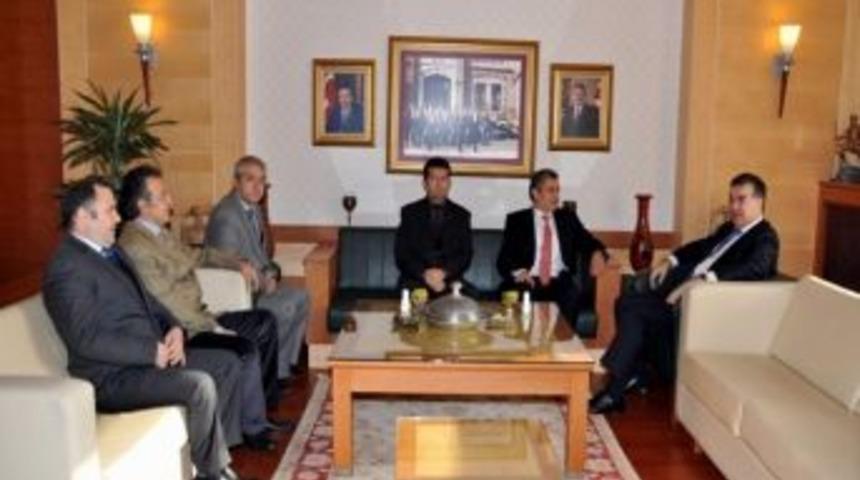 Veterinerlerden Vali Al&rsquo;a Ziyaret