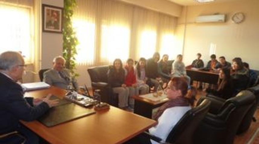 D&uuml;zce Gen&ccedil;lik Merkezi Kariyer G&uuml;nlerine Başladı