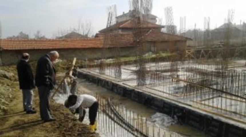 M&uuml;d&uuml;r Cebeci &Ouml;ğrenci Yurdu İnşaatını İnceledi