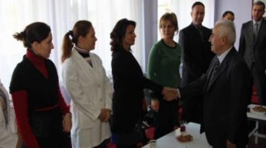 Giresun Valisi Dursun Ali Şahin'den Okul Ziyareti