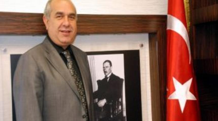 Suşehri Belediyesinde &Ccedil;alışan İş-kur Elemanlarının S&uuml;resi Uzatıldı