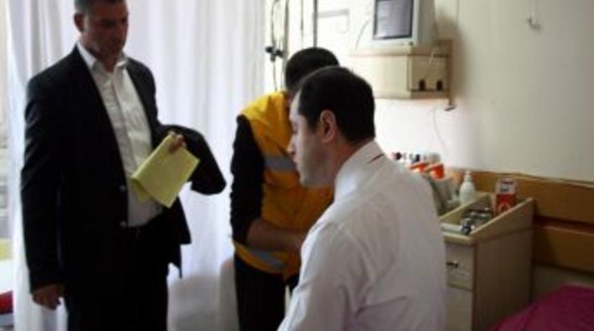 Dikmen Kaymakamı Altınışık, Trafik Kazasında Yaralandı