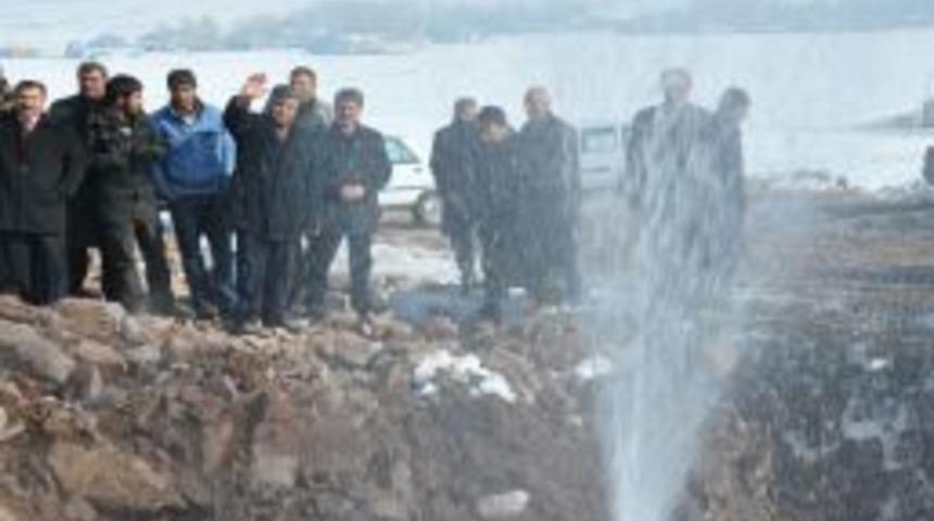 Patnos'ta K&ouml;seler Suyu Musluklardan Akmaya Başladı