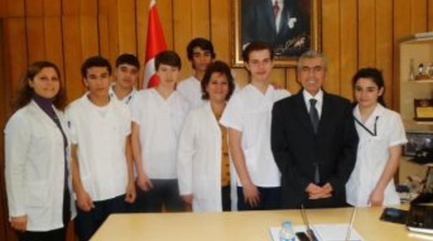 Sağlık&ccedil;ı Gen&ccedil;ler Kaymakamı Ziyaret Etti