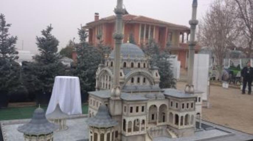 Jurassic Park, Konya'ya Geliyor