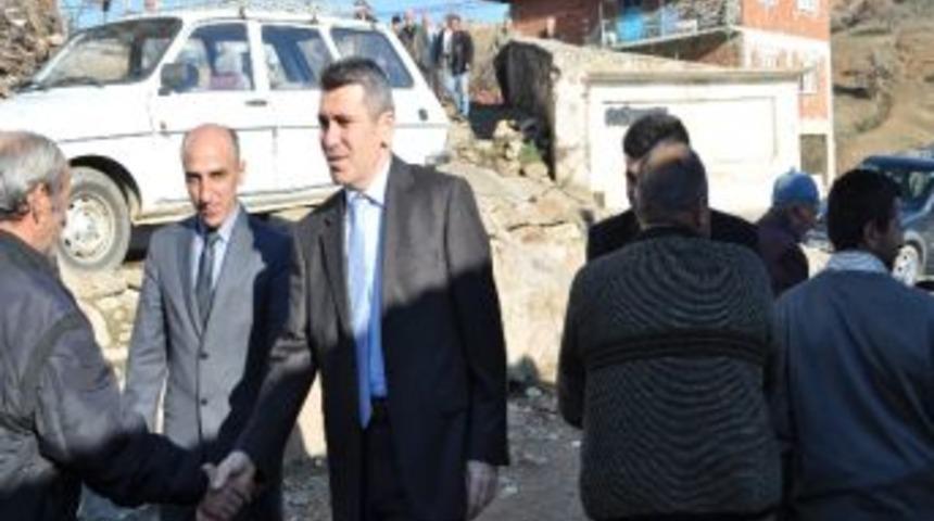 Demirci Kaymakamı Sezgin'den K&ouml;y Ziyareti