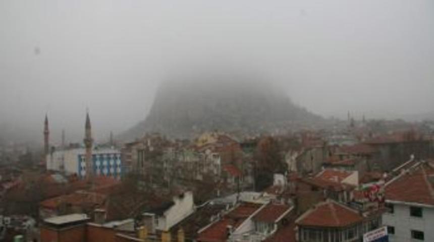 Afyonkarahisar&rsquo;da Pazartesi G&uuml;n&uuml;ne Kadar Etkili Bir Kar Yağışı Beklenmiyor