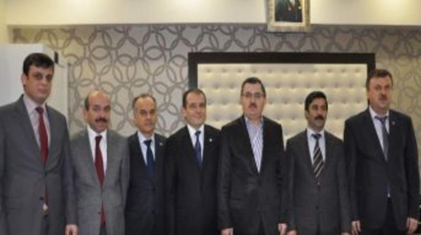 Memur-sen Genel Başkanı G&uuml;ndoğdu'dan, Milli Eğitim M&uuml;d&uuml;r&uuml; &Ouml;zbek&rsquo;e Ziyaret