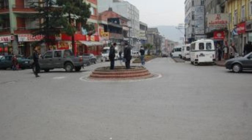 &Ccedil;aycuma&rsquo;ya Madenci Heykeli Ve Yoğurt Taşıyan Kadın Heykeli Yapılacak