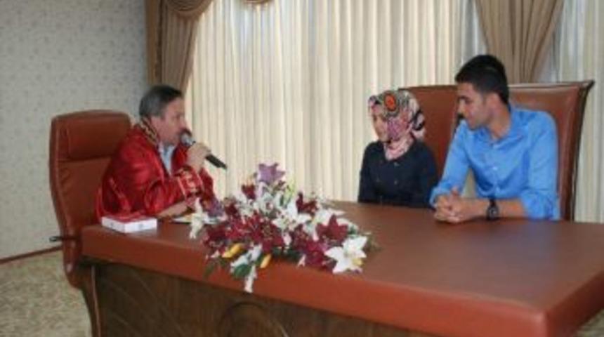 Karatay&rsquo;da 2012&rsquo;de 2 Bin 130 Nikah Kıyıldı