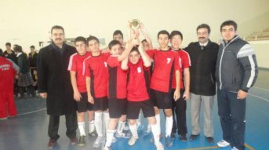 Nevbahar Koleji Futsalda Van Birincisi Oldu