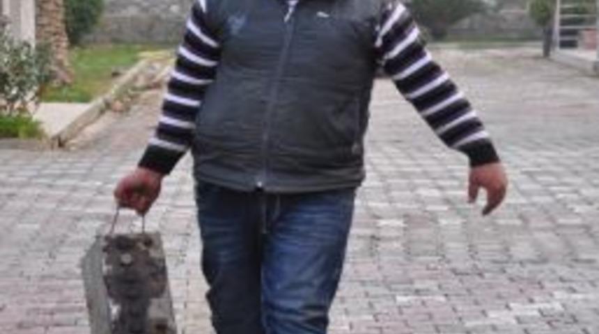 Ak&uuml; Hırsızı 12&rsquo;inci İşinde Yakalandı