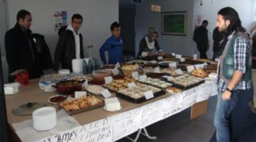 Ağrı İbrahim &Ccedil;e&ccedil;en &Uuml;niversitesi'nde L&ouml;semili &Ccedil;ocuklar Yararına Kermes