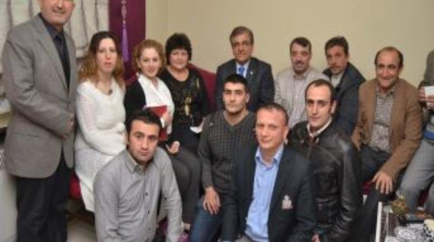 Ak Parti'de Sandık Kurulu Toplantıları Devam Ediyor