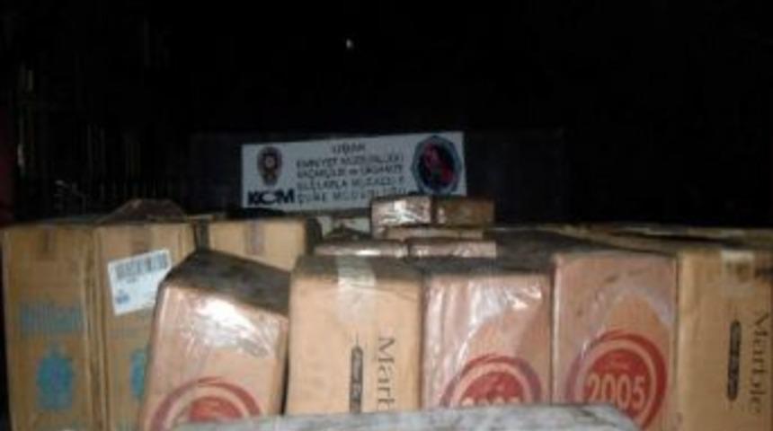 Uşak Polisinden Sigara Ka&ccedil;ak&ccedil;ılarına Darbe