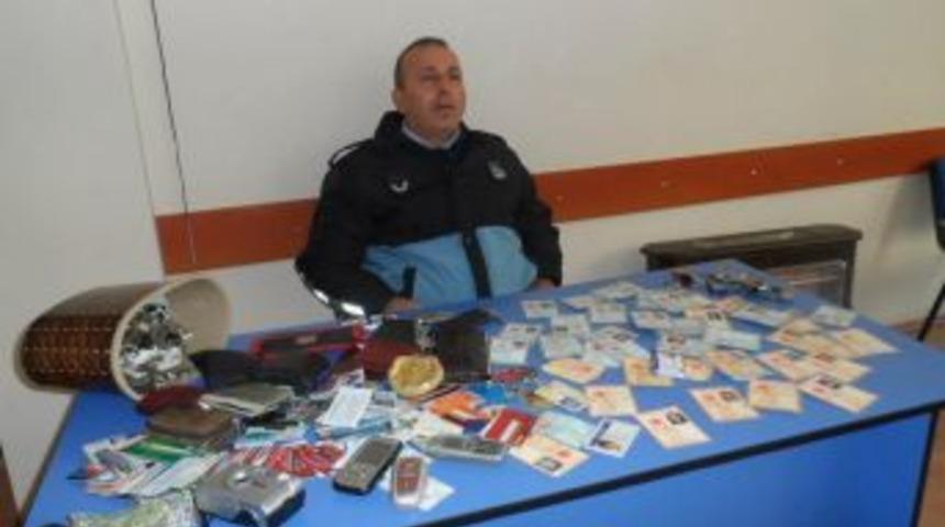 Kayıp eşyaları sahipleri araştırmıyor