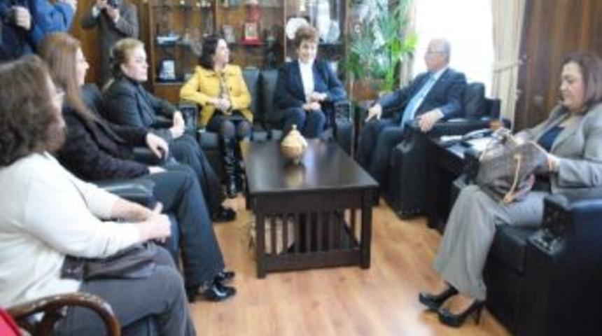 &Ccedil;anakkaleli Kadın Girişimcilerden Ziyaret Turu