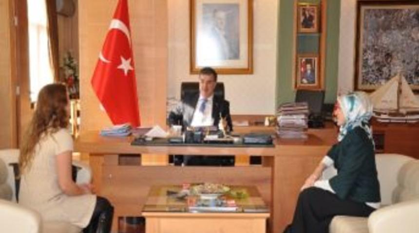 Mikro Kredi Genel M&uuml;d&uuml;r&uuml; &Ouml;zcan&rsquo;dan Vali Al&rsquo;a Ziyaret