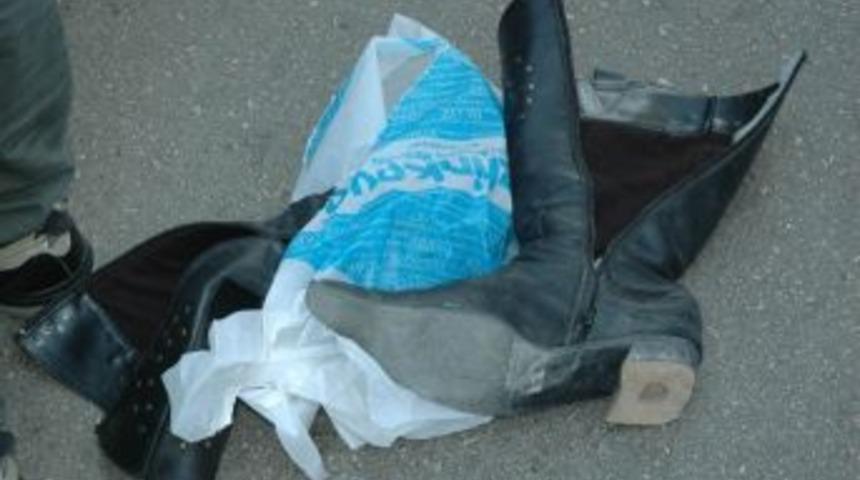 Polis İle Vatandaşlar Arasında Ş&uuml;pheli Poşet Gerginliği