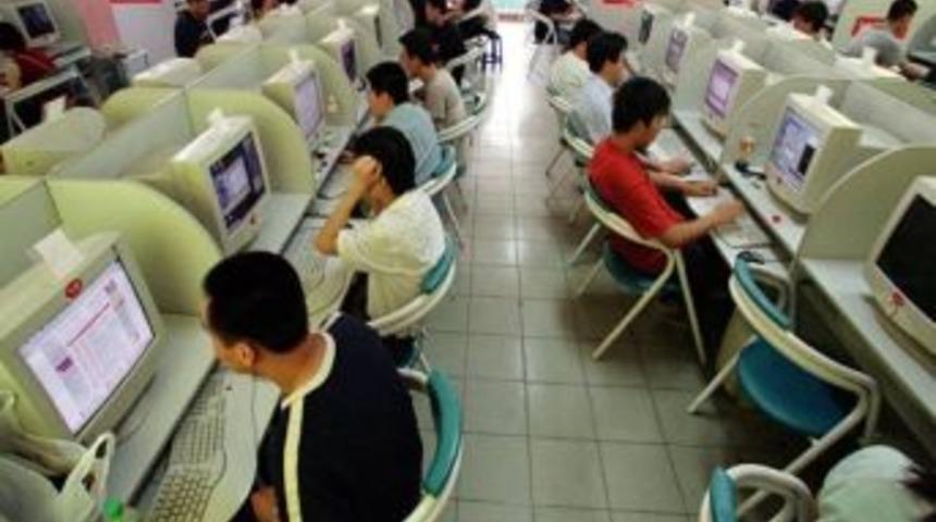 Sosyal Medyada Paylaştığınız Fotoğraflara Dikkat