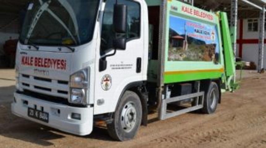Kale Belediyesi&rsquo;ne Yeni &Ccedil;&ouml;p Aracı Alındı