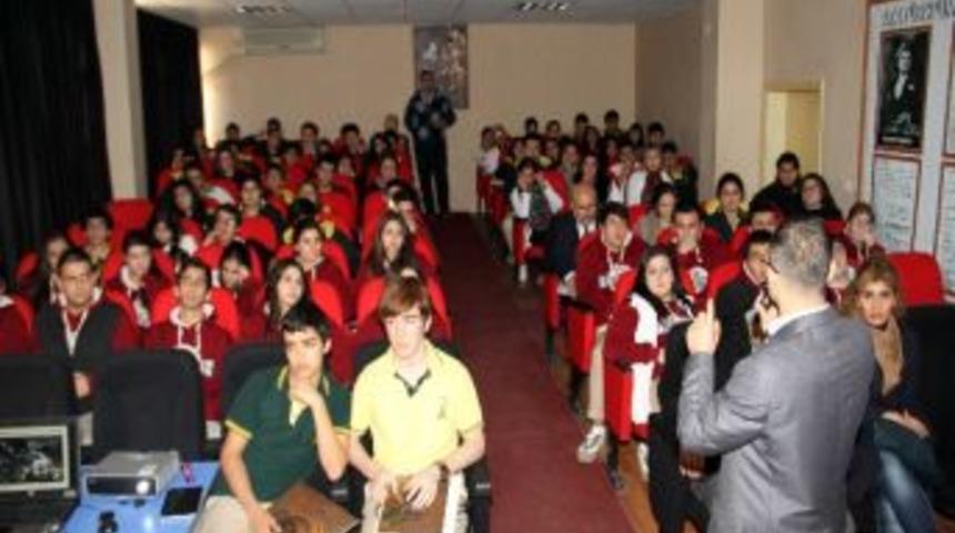 K&ouml;t&uuml; Arkadaş &Ccedil;evresi Uyuşturucuyu Teşvik Ediyor