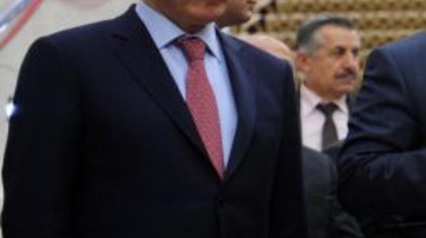 Davutoğlu, Suriye'de 4 T&uuml;rk Pilotunun Esir Edildiği Iddialarını Yalanladı