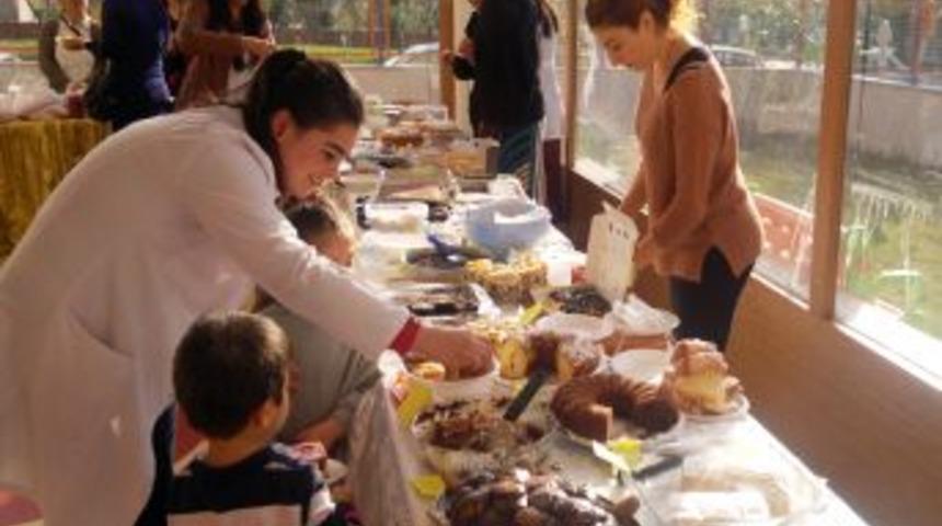 Minik &Ouml;ğrencilerden Anlamlı Kermes