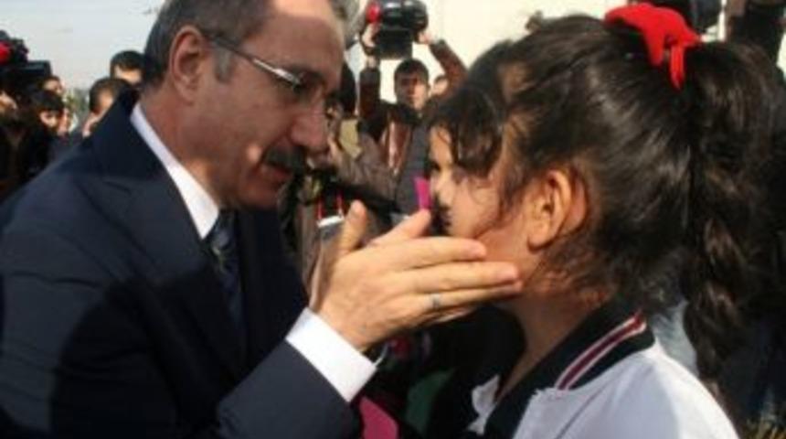 &Ouml;ğrenciler Cevaplarıyla Bakanı Şaşırttı