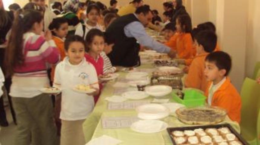 &Ouml;zel Bur&ccedil; Meltem Koleji 'Bayat Ekmek' Yarışması D&uuml;zenledi
