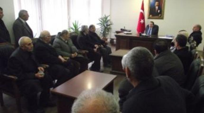 Kulu&rsquo;da &Ccedil;ift&ccedil;iler Kaymakam&rsquo;dan Yardım İstedi