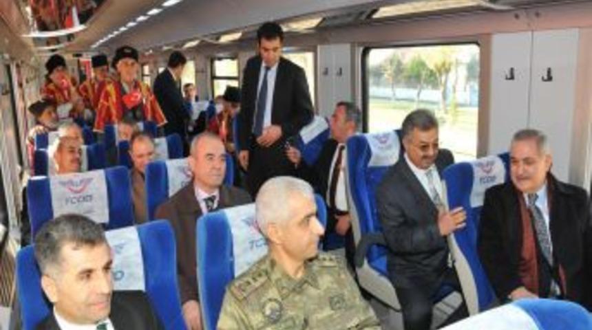 Osmaniye Şehitlerine Y&uuml;r&uuml;yor