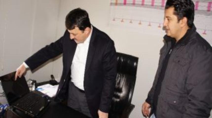 G&uuml;lşen, Sunta K&ouml;pr&uuml;l&uuml; Kavşağındaki &Ccedil;alışmaları İnceledi