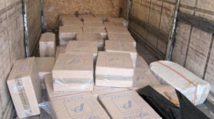 Tarsus&rsquo;ta 21 Bin Paket Ka&ccedil;ak Sigara Ele Ge&ccedil;irildi