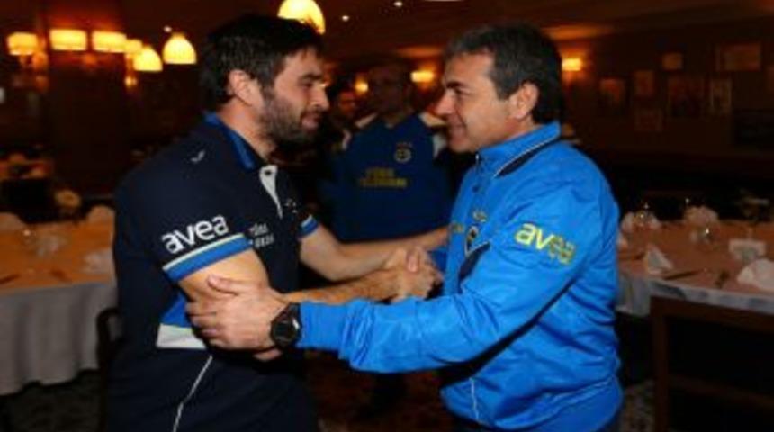 Fenerbah&ccedil;e'de G&ouml;khan G&ouml;n&uuml;l'&uuml;n Doğum G&uuml;n&uuml; Kutlandı